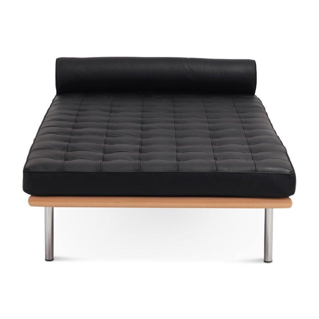 Barna Daybed in leather front view